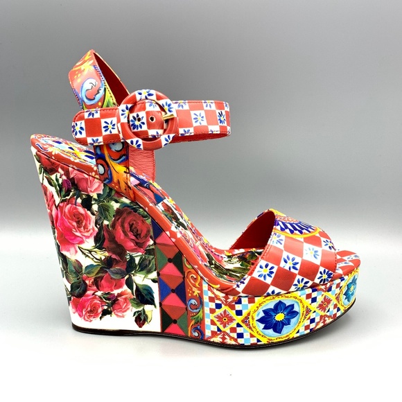 Dolce & Gabbana Shoes - ⚡️SOLD! NIB DOLCE & GABBANA Majolica Wedges Sandal